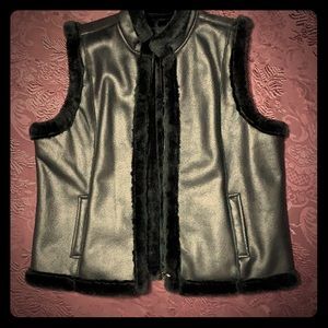 Jaclyn Smith XL Black Suede Fur Vest
